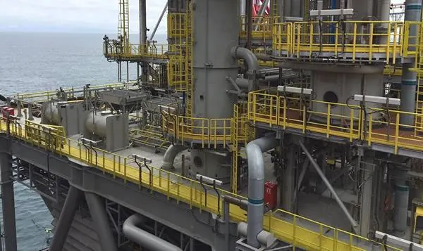 FRP/GRP handrails and walkways installed on offshore rigs